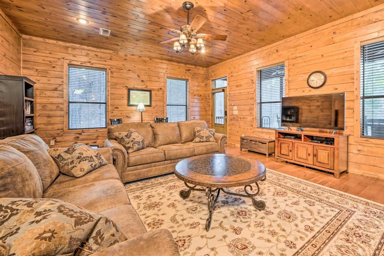Broken Bow Cabin With Deck, Hot Tub And Fire Pit! Exterior foto